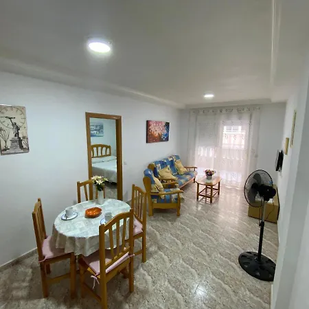 Homely Capitán Apartamento *